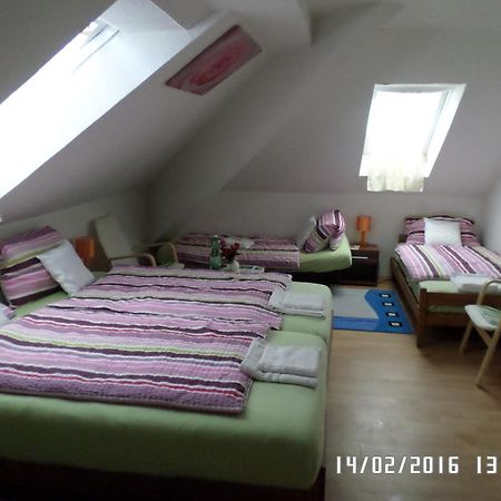 Hotel "Alte Schule" Trogen Pokoj fotografie